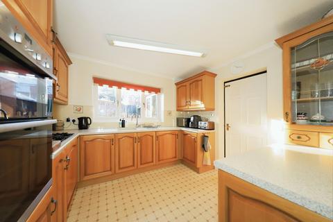 4 bedroom detached house for sale, Goodrich Avenue, Wolverhampton WV6