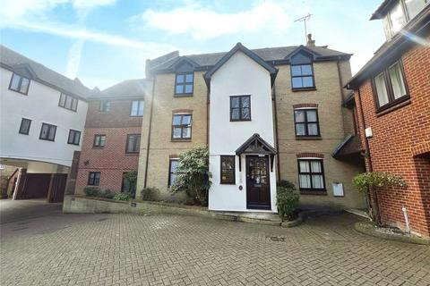 1 bedroom flat to rent, Bishops Walk, Kent ME1