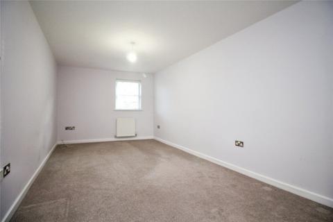 2 bedroom flat to rent, St. Vincent Road, Hampshire PO5