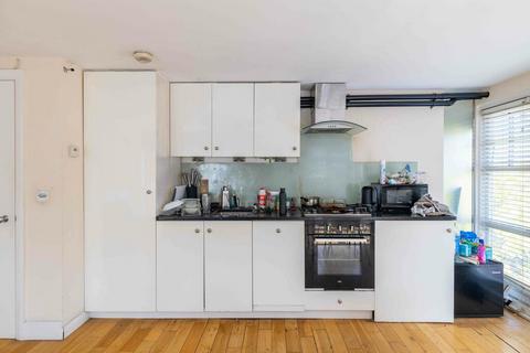 2 bedroom flat to rent, Albert Bridge Road, Battersea, SW11