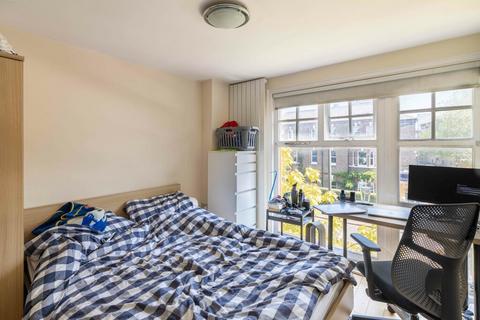 2 bedroom flat to rent, Albert Bridge Road, Battersea, SW11