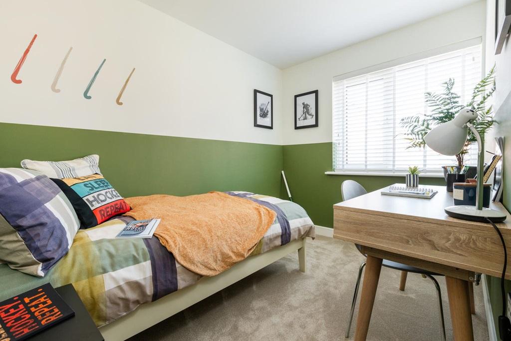 Fourth single bedroom could be used flexible as...