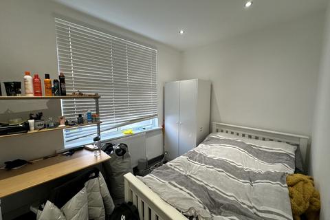 6 bedroom house share to rent, Nottingham NG7