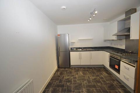 2 bedroom apartment to rent, ADDLESTONE / CHERTSEY BORDERS