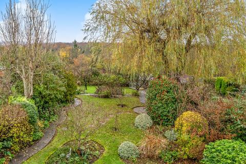 5 bedroom end of terrace house for sale, Cherry Tree Close, Billingshurst RH14