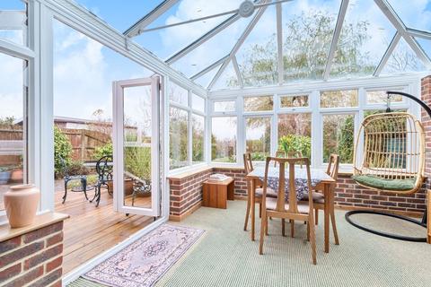 17 Cherry Tree Close, Billingshurst, RH14 9NG
