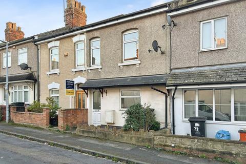 2 bedroom terraced house to rent, Read Street, Swindon SN1