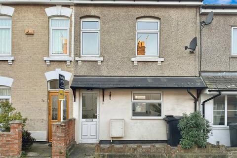 2 bedroom terraced house to rent, Read Street, Swindon SN1