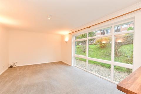 3 bedroom ground floor flat for sale, Paddockhall Road, Haywards Heath, West Sussex