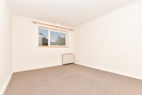 3 bedroom ground floor flat for sale, Paddockhall Road, Haywards Heath, West Sussex