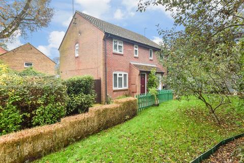 3 bedroom semi-detached house for sale, Oakapple Close, Crawley, West Sussex