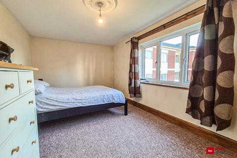 2 bedroom flat for sale, Deveron Court, Hinckley, Leicestershire