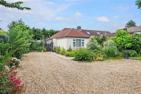 3 bedroom semi-detached bungalow for sale, Littlehampton Road, Worthing, West Sussex, BN13 1QZ