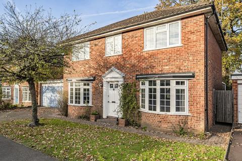 4 bedroom detached house for sale, Candleford Close, Bracknell, Berkshire