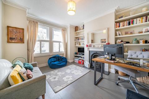 3 Tennyson Road, London, SW19 8SH