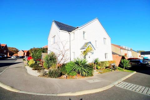 3 bedroom detached house for sale, Primrose Field, Pevensey BN24