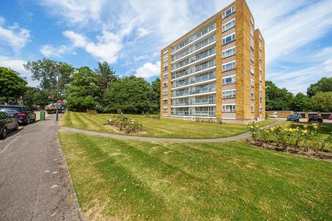 2 bedroom apartment for sale, Dove Park, Pinner, HA5