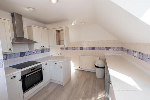 2 bedroom flat to rent, Newcastle Road, Fulwell, Sunderland