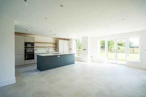 4 bedroom detached house for sale, Dotterell Grange, Owlswick, Owlswick, Buckinghamshire, HP27