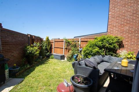 2 bedroom end of terrace house for sale, Valley View Drive, Great Blakenham, IP6