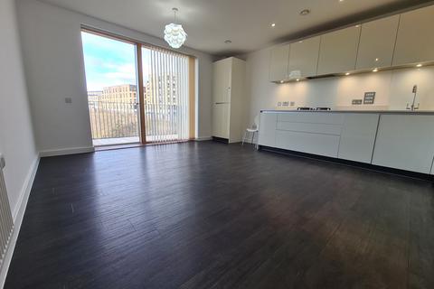 1 bedroom flat to rent, Snowe Building, 1 Regiment Hill, Mill Hill, London NW7