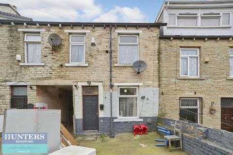 2 bedroom terraced house for sale, REF SR - Turner Place Bradford, West Yorkshire, BD7 3BE