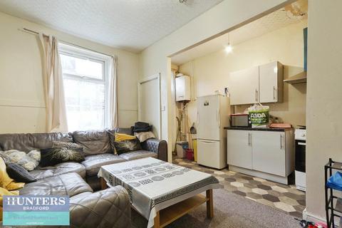 2 bedroom terraced house for sale, REF SR - Turner Place Bradford, West Yorkshire, BD7 3BE