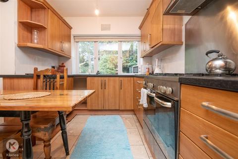 35 Fallowfield Avenue, Hall Green, Birmingham, B28 0NN