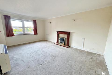 1 bedroom apartment for sale, The Parade, Carmarthen