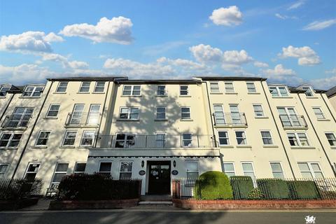 1 bedroom apartment for sale, The Parade, Carmarthen