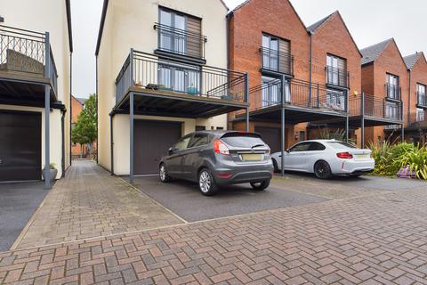 3 bedroom terraced house for sale, Yr Hafan, Swansea, SA1