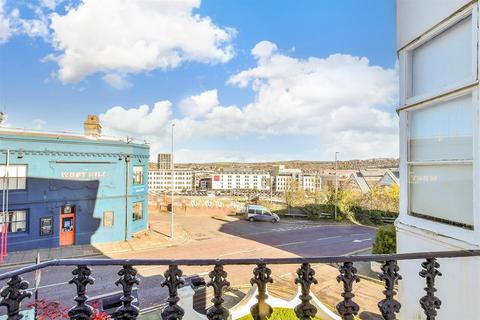 2 bedroom flat for sale, Buckingham Place, Brighton, East Sussex