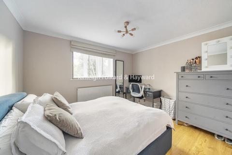 2 bedroom flat for sale, Victoria Grove, North Finchley