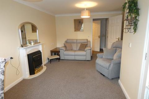 1 bedroom ground floor flat for sale, Hanbury Court, Thetford, IP24 3BF