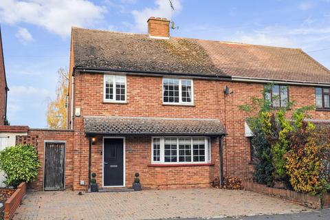 3 bedroom semi-detached house for sale, Woodhall Road, Chelmsford