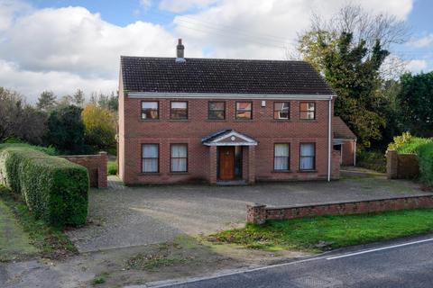 5 bedroom detached house for sale, Thirsk Road, Easingwold