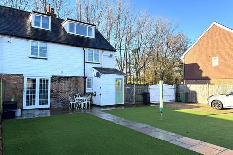 4 bedroom end of terrace house for sale, TENTERDEN