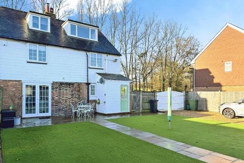 4 bedroom end of terrace house for sale, TENTERDEN