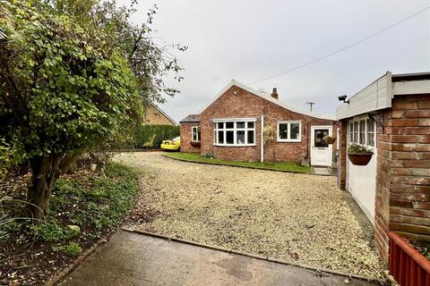 2 bedroom detached bungalow for sale, New Road, Holme On Spalding Moor