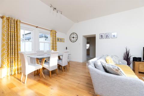 4 bedroom terraced house for sale, Dalmore, 7 Easter Powside, Almondbank, Perth, PH1