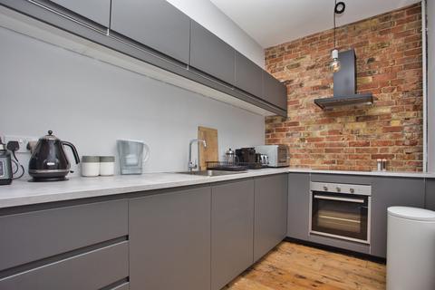 2 bedroom flat for sale, Trinity Road, Folkestone, CT20