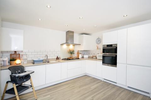 5 Buttercup Close, Raunds, Wellingborough, NN9 6GH