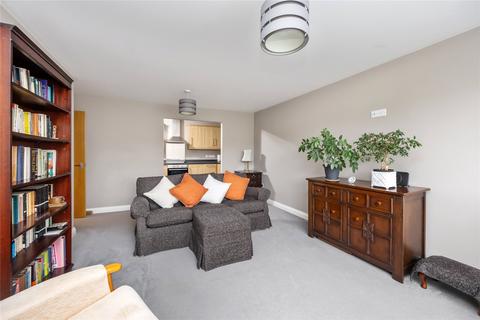 2 bedroom flat for sale, Woodlands Avenue, Rustington, Littlehampton, West Sussex, BN16