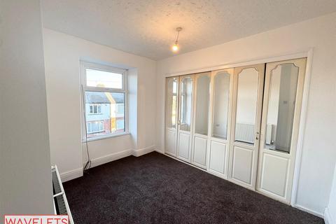 3 bedroom terraced house to rent, Driver Street, Sheffield S13