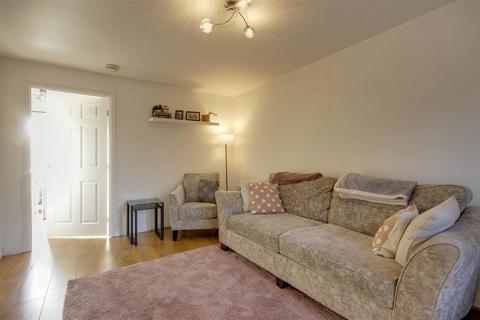 2 bedroom end of terrace house for sale, Dearne Court, Brough