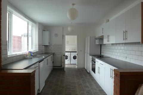 7 bedroom end of terrace house to rent, Filton Avenue, Horfield