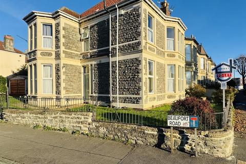 7 bedroom end of terrace house to rent, Filton Avenue, Horfield