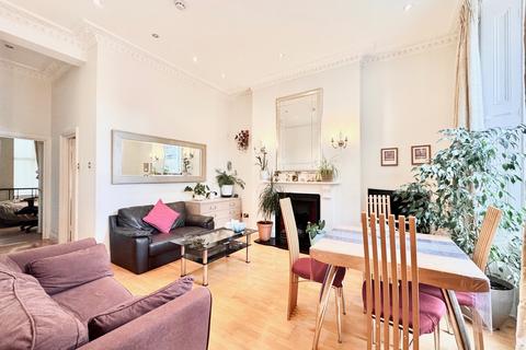 2 bedroom apartment to rent, The Mall, London W5