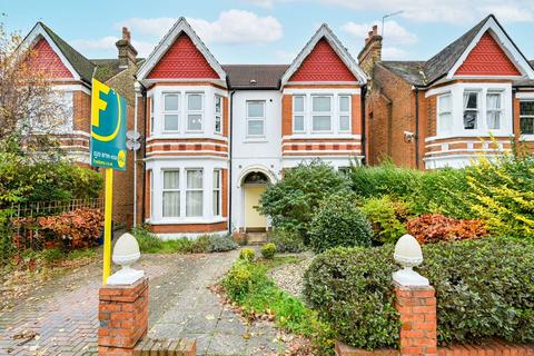 3 bedroom flat for sale, Creffield Road, Ealing Common, London, W5