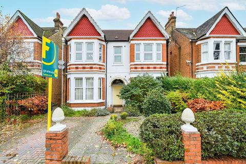 Creffield Road, Ealing Common, London, W5